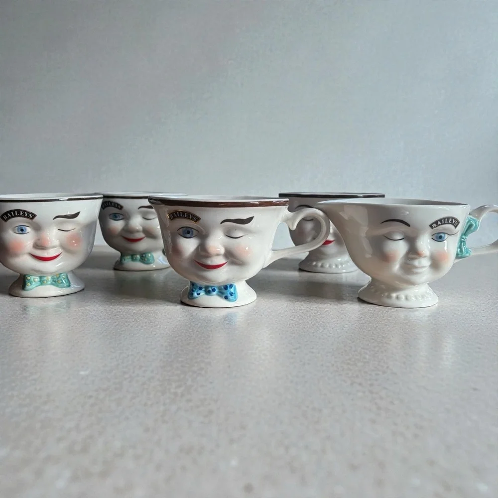 Vintage Baileys Mug Yum Mrs & Mr Blue Bow Winking Limited Edition Set Of 5 1996 - Picture 2 of 12